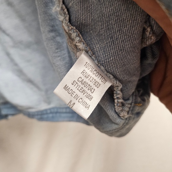 2for$30 Red Tulip med denim jean jacket floral lace western country button down - Picture 3 of 4